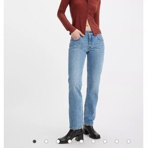 Levi's® Premium
MIDDY STRAIGHT WOMEN'S JEANS